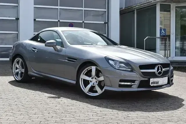 Gebraucht Mercedes SLK250 Sport 204 PS (150 kW) 2011 Grau Cabrio