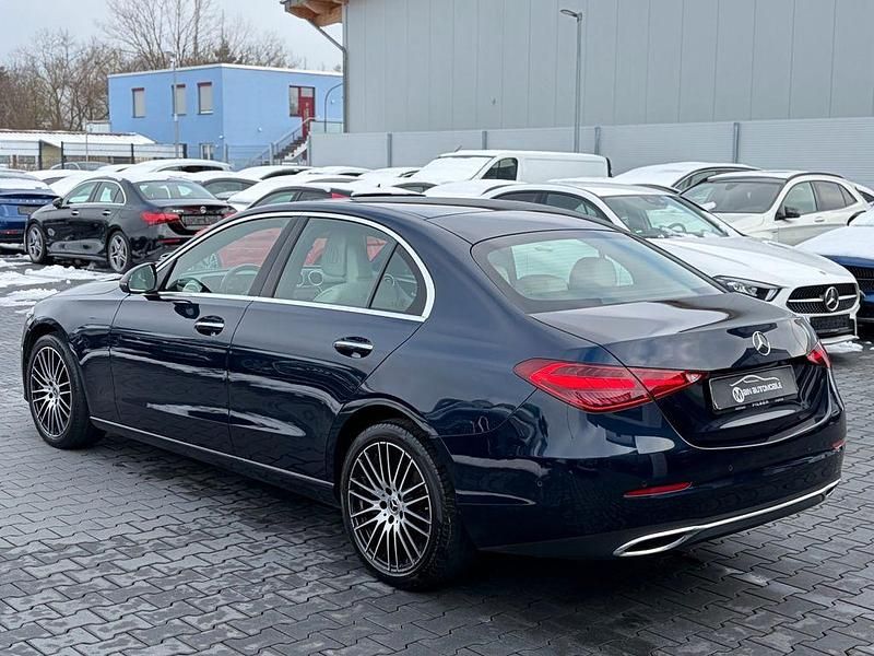 Gebraucht Mercedes C220 200 PS (147 kW) 2022 Blau Limousine