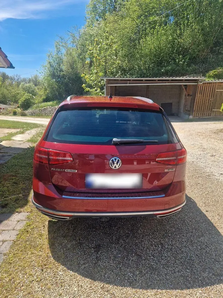 Gebraucht VW Passat 239 PS (175 kW) 2015 Rot Kombi