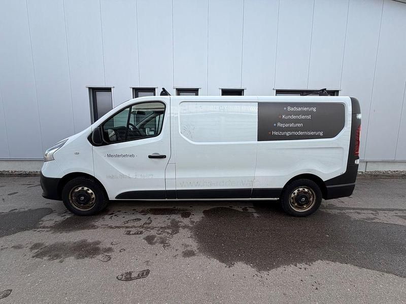 Gebraucht Renault Trafic 120 PS (88 kW) 2017 Weiß Van / Kleinbus