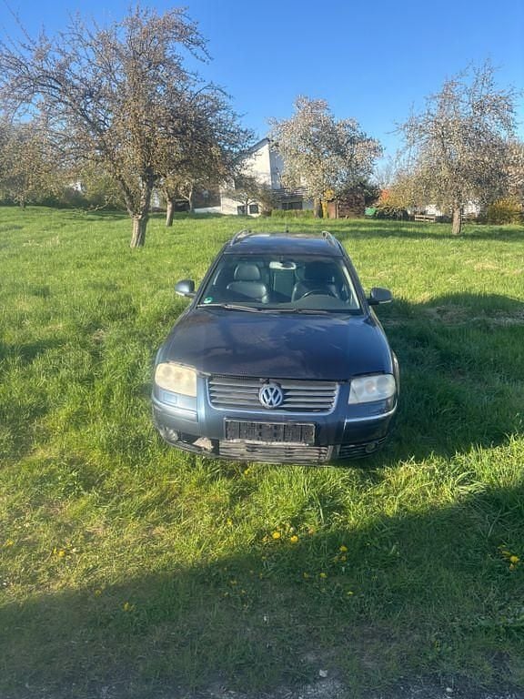 Gebraucht VW Passat 180 PS (132 kW) 2004 Blau Limousine
