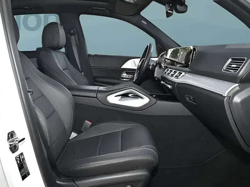 Gebraucht Mercedes GLE350 333 PS (244 kW) 2025 Weiß SUV