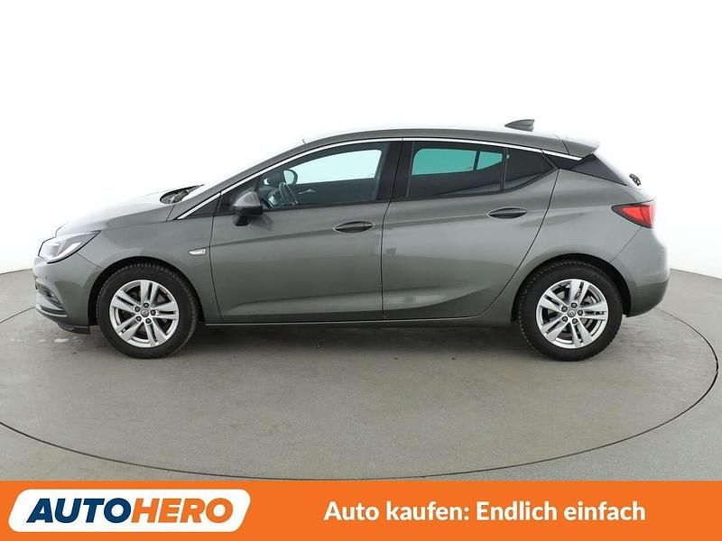 Gebraucht Opel Astra Dynamic 150 PS (110 kW) 2018 You drive me crazy Limousine