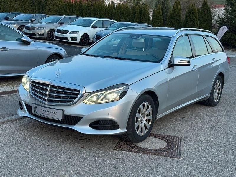 Gebraucht Mercedes E220 170 PS (125 kW) 2015 Silber Kombi