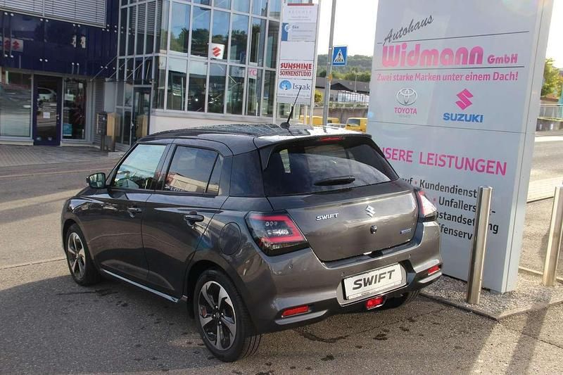 Neu Suzuki Swift Comfort+ 83 PS (61 kW) 2025 Mineral gray Kleinwagen