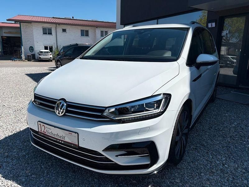 Gebraucht VW Touran Highline 150 PS (110 kW) 2017 Weiß Van / Kleinbus