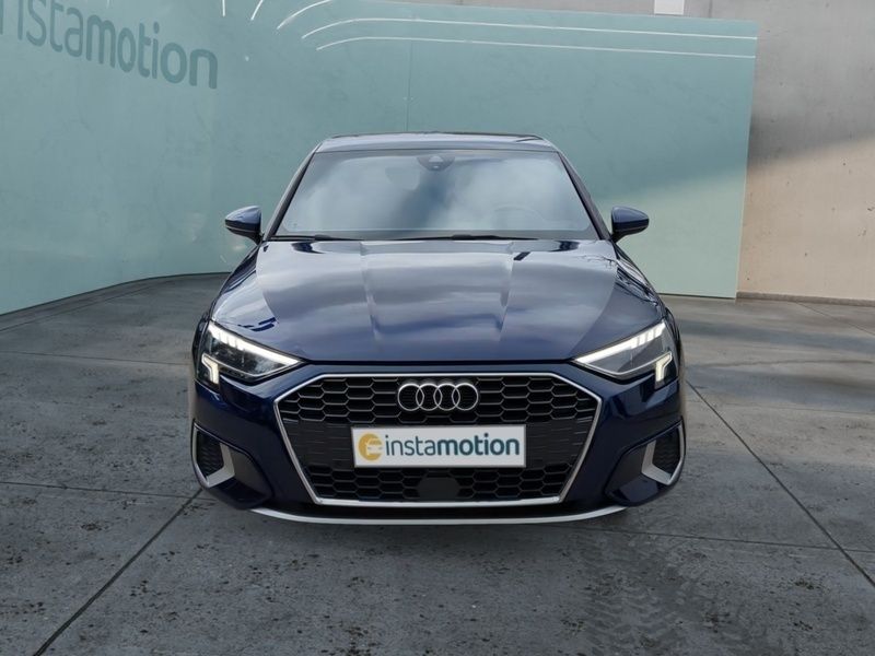 Gebraucht Audi A3 Sport 150 PS (110 kW) 2022 Blau Limousine