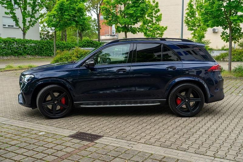 Blau Gebraucht 2022 Mercedes GLE63 AMG AMG SUV | 98.000 € (Fairer Preis) - Bild 1/4
