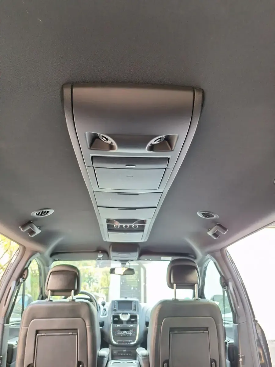 Gebraucht Lancia Voyager S 177 PS (130 kW) 2015 Schwarz Van / Kleinbus