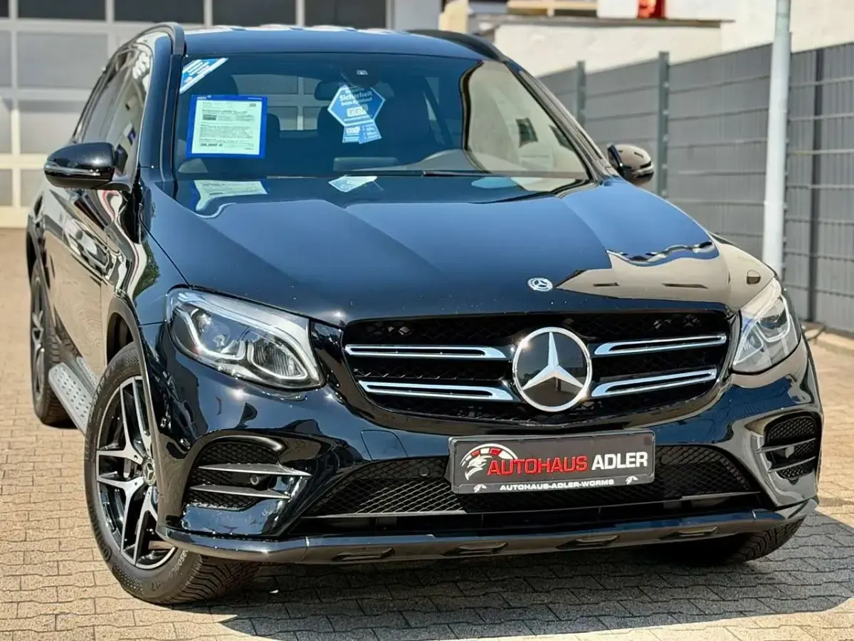 Gebraucht Mercedes GLC250 AMG 204 PS (150 kW) 2018 Schwarz SUV