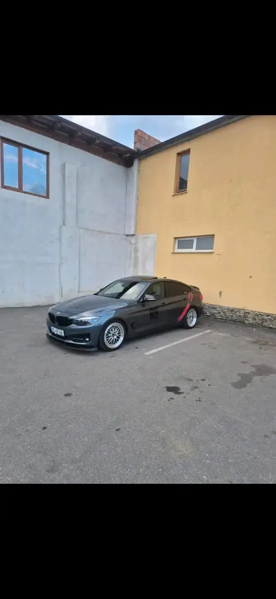 Gebraucht BMW 320 190 PS (139 kW) 2018 Grau Limousine