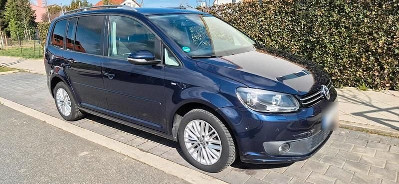 Gebraucht VW Touran 105 PS (77 kW) 2014 Blau Van / Kleinbus