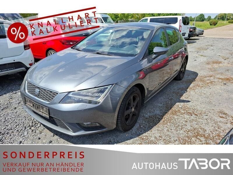 "pirineos" grau Gebraucht 2014 Seat Leon Style Limousine | 6.985 € (Guter Preis) - Bild 1/4