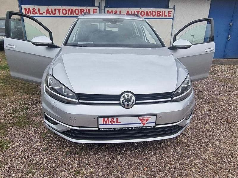 Grau Gebraucht 2019 VW Golf VII Kombi | 13.985 € (Guter Preis) - Bild 1/3
