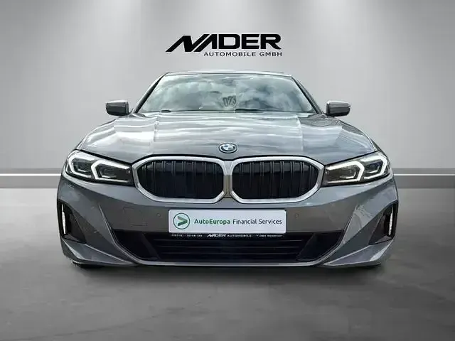 Gebraucht BMW 320e Shadowline 163 PS (119 kW) 2022 Grau Limousine