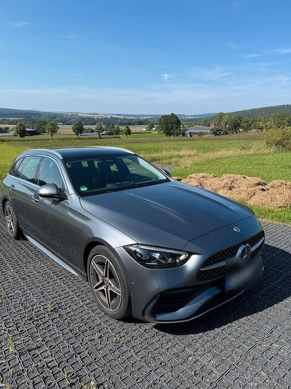 Gebraucht Mercedes C220 AMG line 200 PS (147 kW) 2022 Grau Kombi