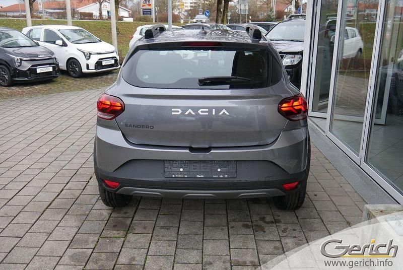 Gebraucht Dacia Sandero Expression 91 PS (66 kW) 2025 Dolomitgrau metallic Kleinwagen