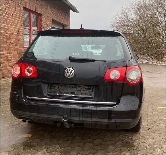 Gebraucht VW Passat 105 PS (77 kW) 2006 Schwarz Kombi