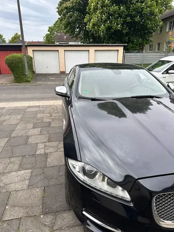Gebraucht Jaguar XJ Luxury 275 PS (202 kW) 2011 Limousine
