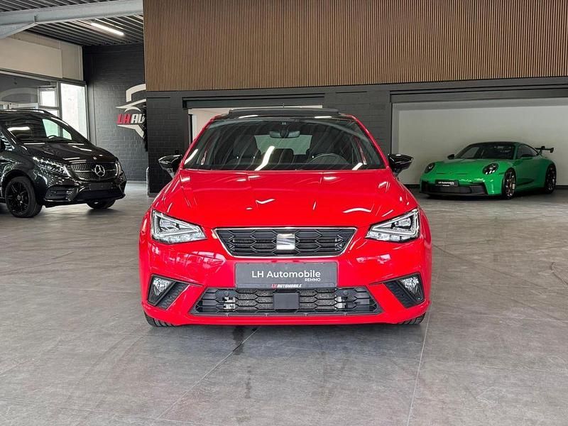 Rot Gebraucht 2022 Seat Ibiza Limousine | 18.990 € (Etwas zu teuer) - Bild 1/4
