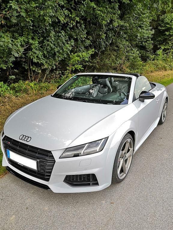 Gebraucht Audi TT Roadster Ambiente 310 PS (228 kW) 2017 Weiß Cabrio