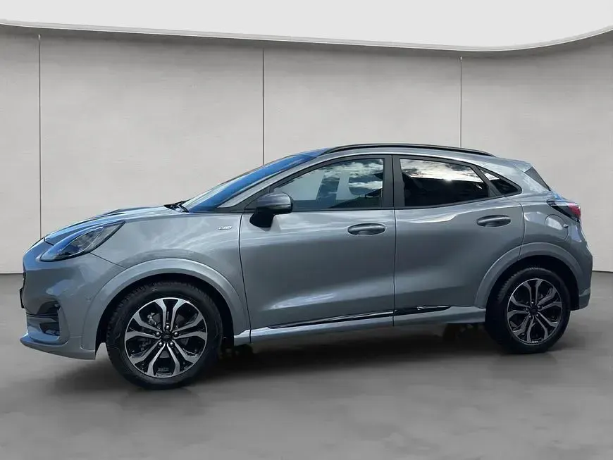 Gebraucht Ford Puma ST-Line X 155 PS (114 kW) 2024 Solar silver metallic SUV