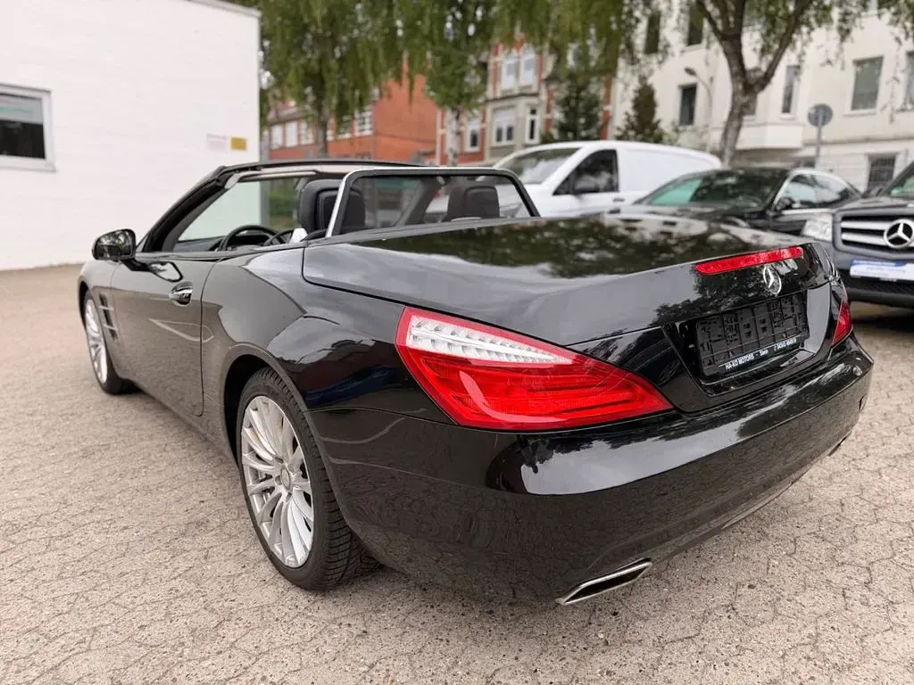 Gebraucht Mercedes SL350 306 PS (225 kW) 2012 Schwarz Cabrio