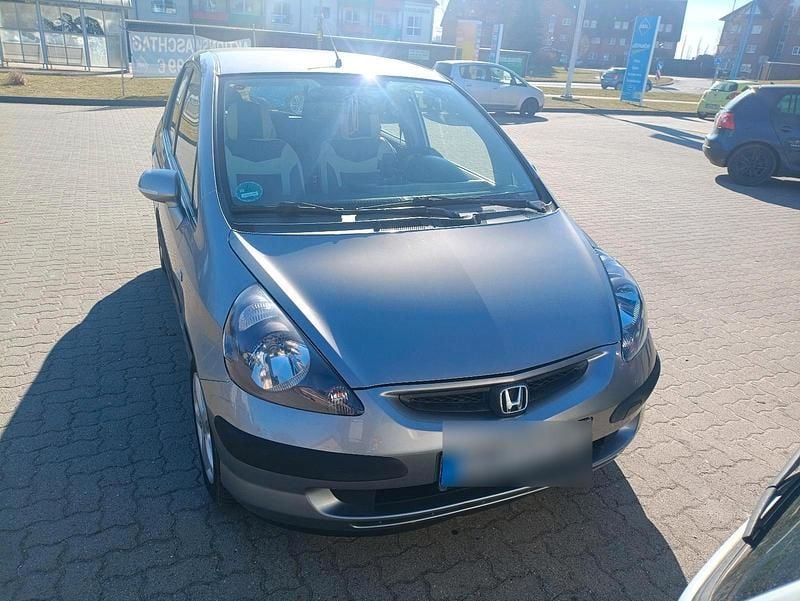 Gebraucht Honda Jazz 84 PS (61 kW) 2004 Silber Kleinwagen