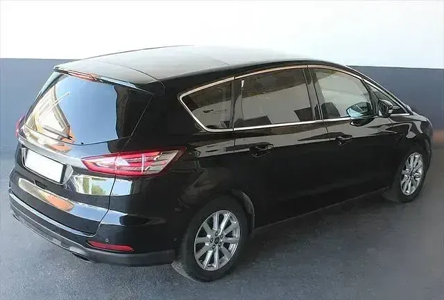 Gebraucht Ford S-MAX Business Edition 241 PS (177 kW) 2016 Schwarz Van / Kleinbus