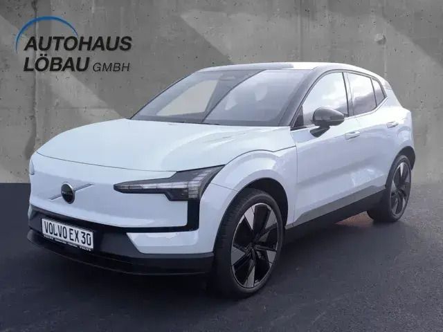 Cloud blue Neu 2024 Volvo EX30 Plus SUV | 36.910 € - Bild 1/4