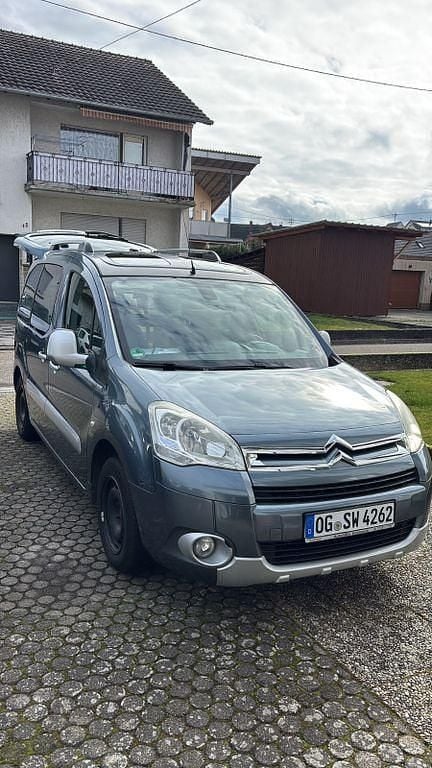 Gebraucht Citroën Berlingo SELECTION 120 PS (88 kW) 2011 Blau Van / Kleinbus