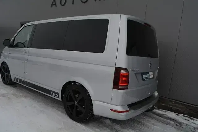 Usata VW Multivan Edition 110 CV (80 kW) 2016 Andere Monovolume