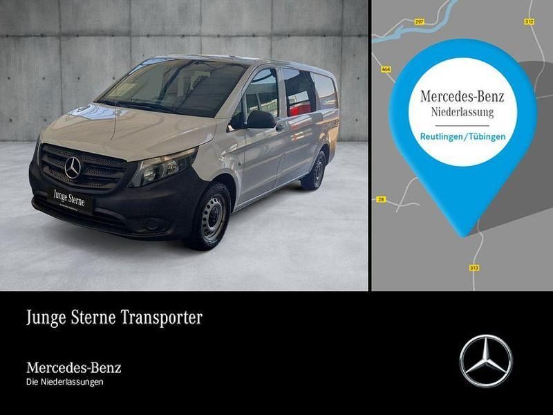 Weiß Gebraucht 2021 Mercedes Vito Van / Kleinbus | 28.548 € (Fairer Preis) - Bild 1/2