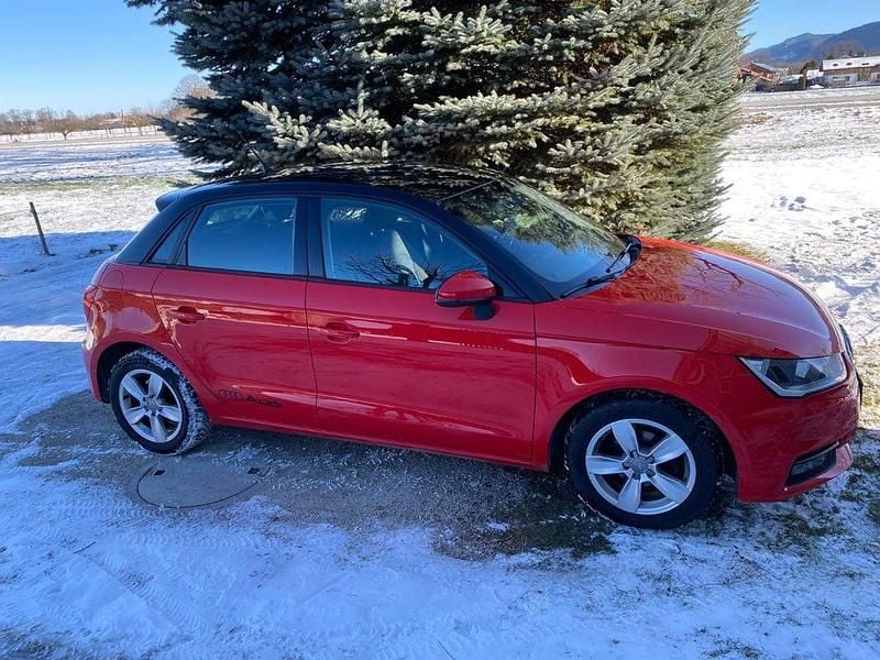 Schwarz Gebraucht 2015 Audi A1 Sportback Kleinwagen | 8.500 € (Guter Preis) - Bild 1/4