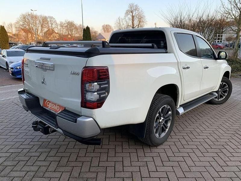 Gebraucht Mitsubishi L200 150 PS (110 kW) 2021 Weiss Pickup