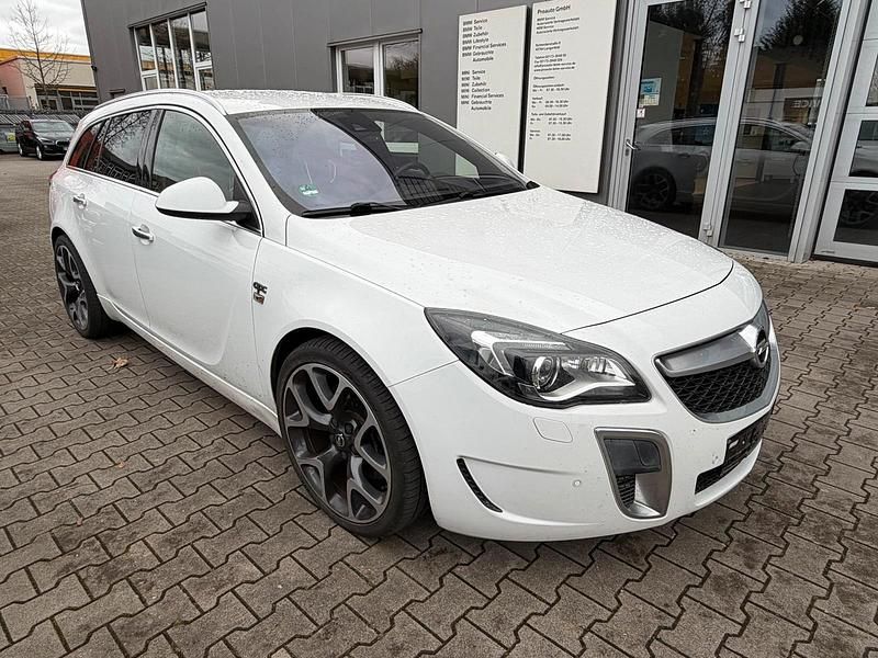 Gebraucht Opel Insignia OPC 325 PS (239 kW) 2016 Weiß Kombi