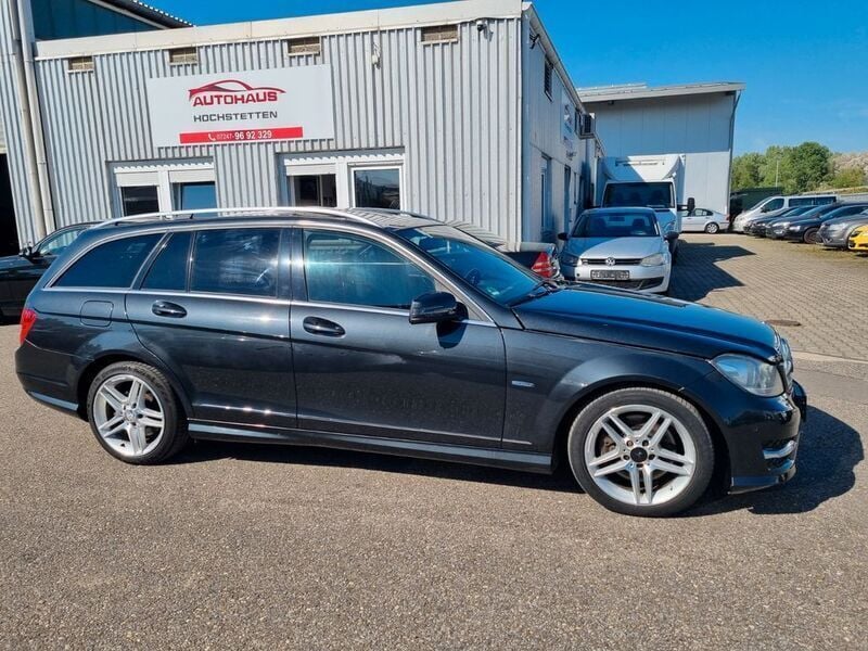 Gebraucht Mercedes C250 AMG line 204 PS (150 kW) 2011 Schwarz Kombi