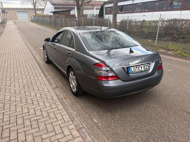 Gebraucht Mercedes S320 235 PS (172 kW) 2007 Grau Limousine