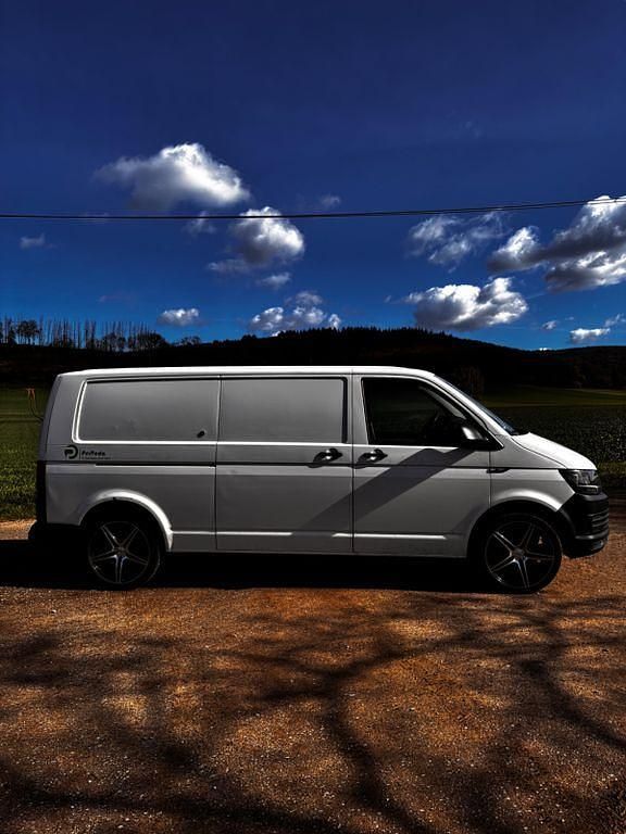 Gebraucht VW Transporter 150 PS (110 kW) 2015 Weiß Van