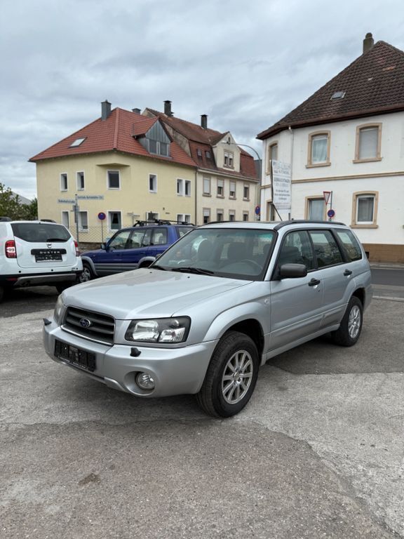 Silber Gebraucht 2005 Subaru Forester Comfort SUV | 1.650 € (Superpreis) - Bild 1/4
