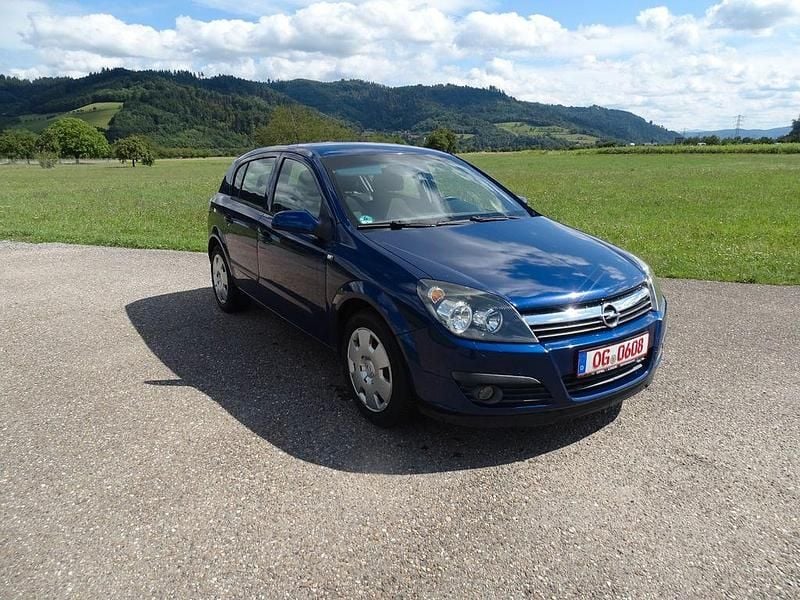 Gebraucht Opel Astra Edition+ 105 PS (77 kW) 2006 Blau Limousine