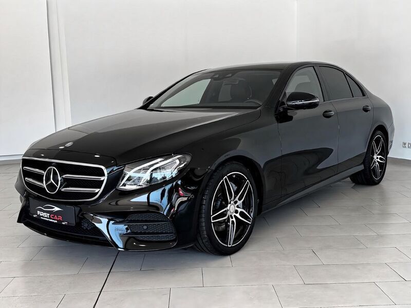 Schwarz Gebraucht 2017 Mercedes E220 AMG line Limousine | 28.900 € (Fairer Preis) - Bild 1/4