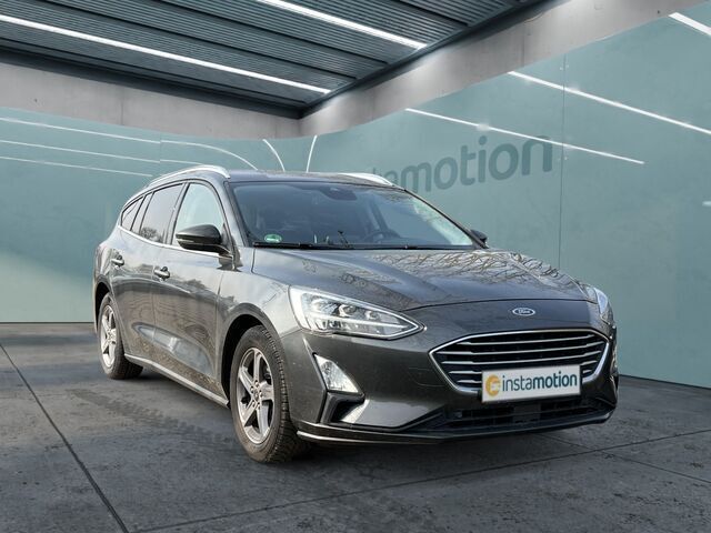 Grau Gebraucht 2019 Ford Focus Kombi | 12.740 € (Etwas zu teuer) - Bild 1/2
