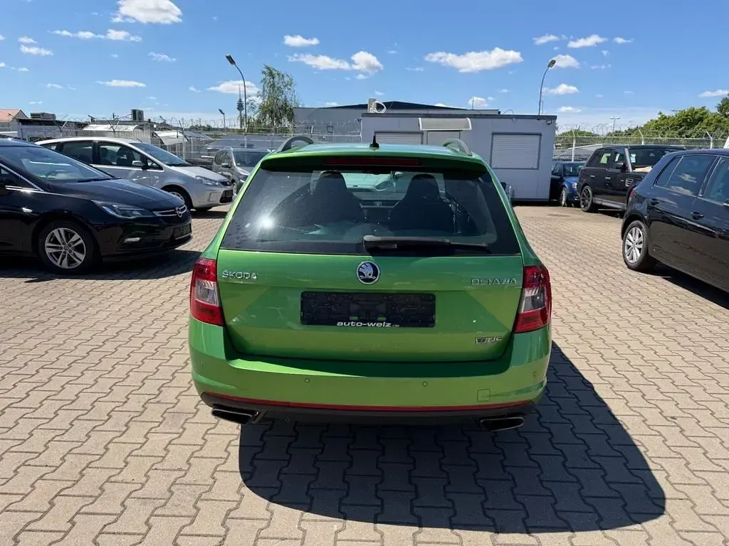 Gebraucht Skoda Octavia RS 220 PS (161 kW) 2016 Grün Kombi