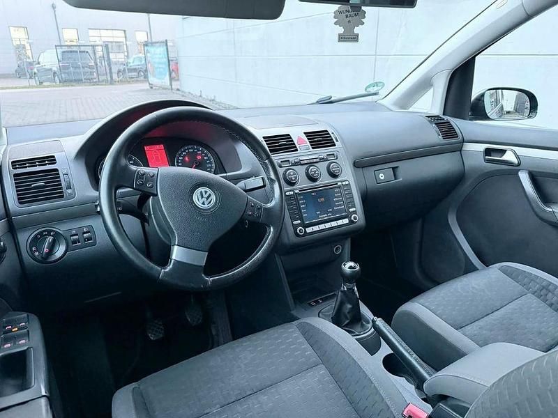 Gebraucht VW Touran 140 PS (102 kW) 2007 Schwarz Van / Kleinbus