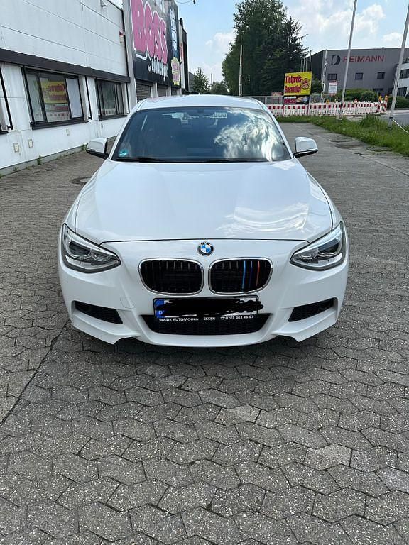 Gebraucht BMW 116 M Sport 136 PS (100 kW) 2015 Weiß Kleinwagen