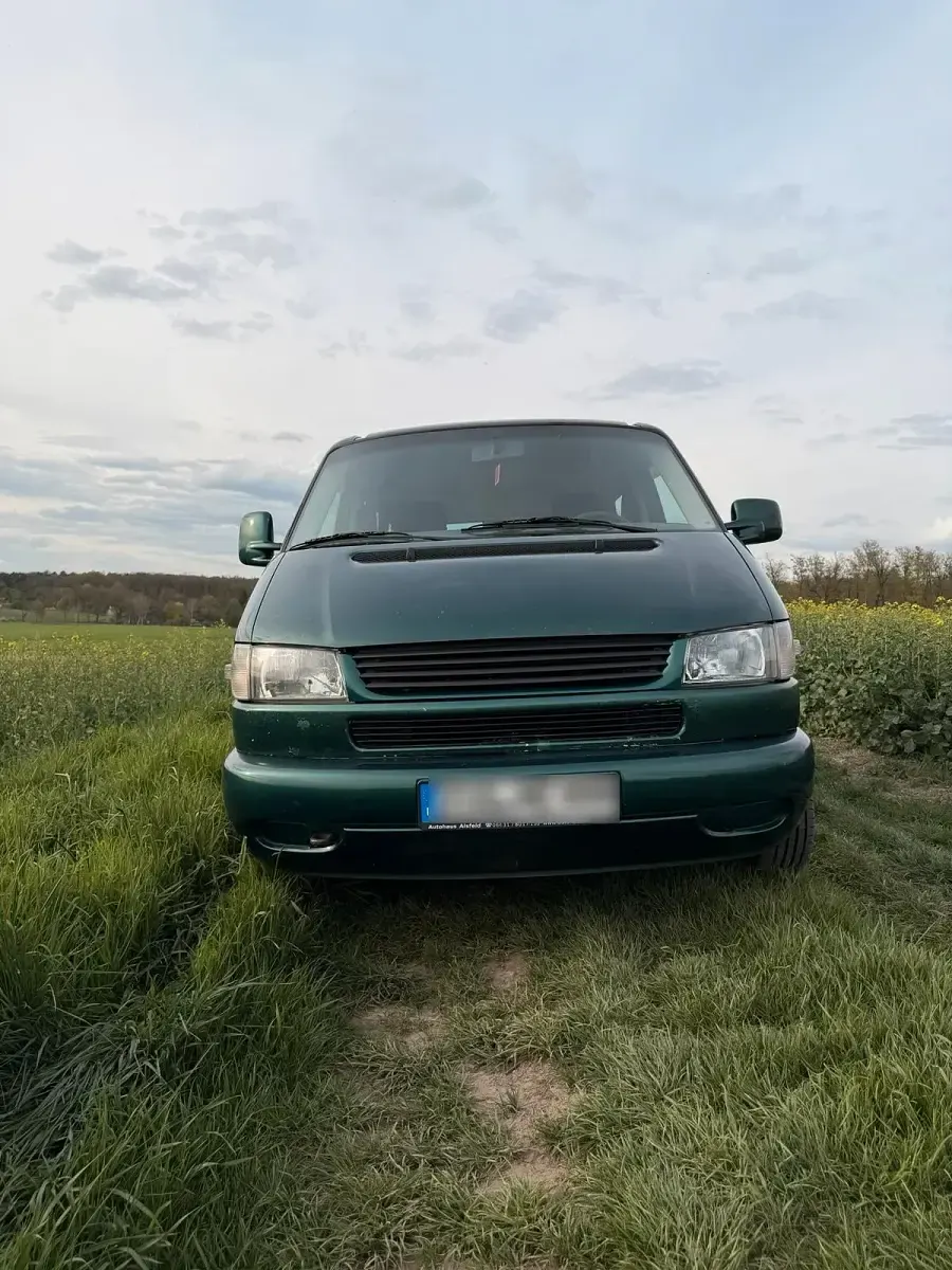 Gebraucht VW Multivan 102 PS (75 kW) 1999 Grün Van / Kleinbus