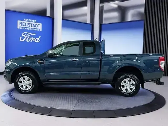 Gebraucht Ford Ranger XLT 170 PS (125 kW) 2022 Royalgrau metallic Pickup