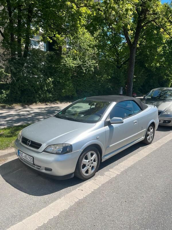 Grau Gebraucht 2001 Opel Astra Cabriolet Cabrio | 2.790 € (Fairer Preis) - Bild 1/4