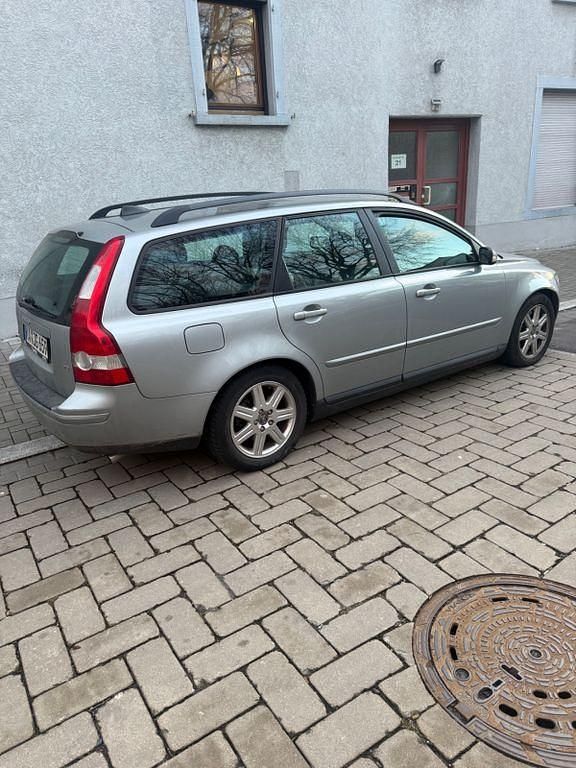 Gebraucht Volvo V50 Summum 220 PS (161 kW) 2006 Grau Kombi